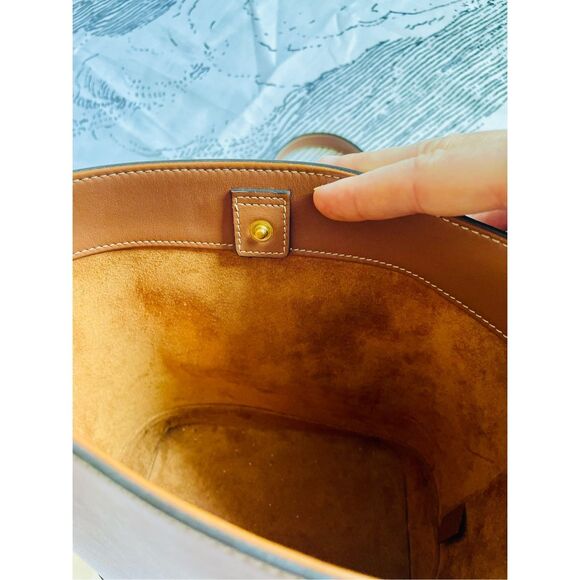Celine Cuir Triomphe Small Calfskin Leather Bucket Crossbody Bag - Picture 12 of 12